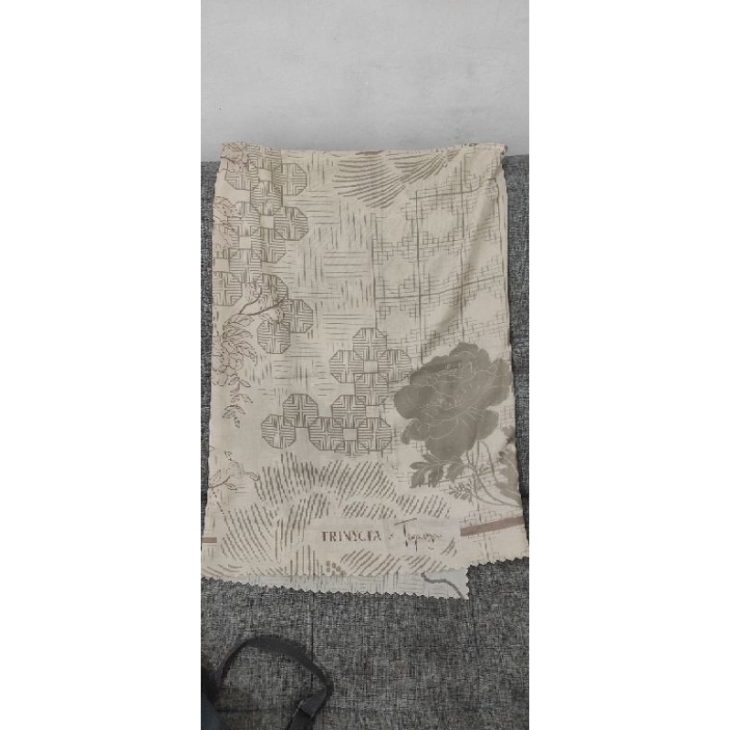 TRINYCTA BY Nycta Gina  Preloved