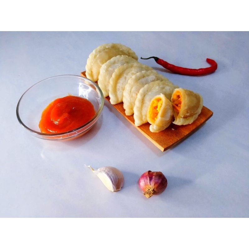 

CIRENG ISI VIRAL KADEUDEUH ( CIRENG MENTAH/FROZEN) 1 PACK isi 6 PCS MURAH MERIAH