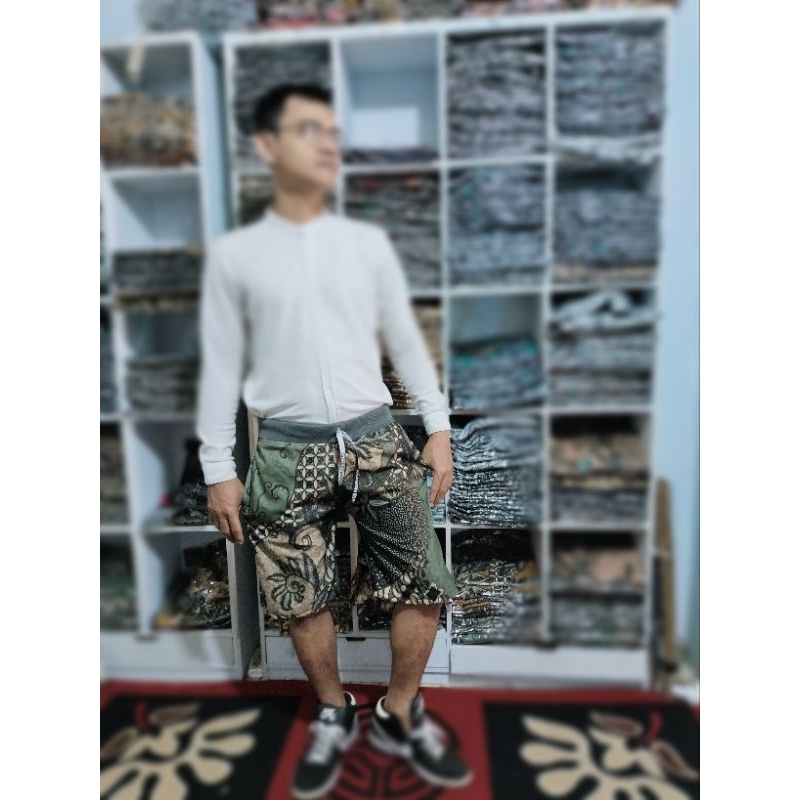 Celana pendek rip batik ikat pinggang/Celana pendek model terbaru