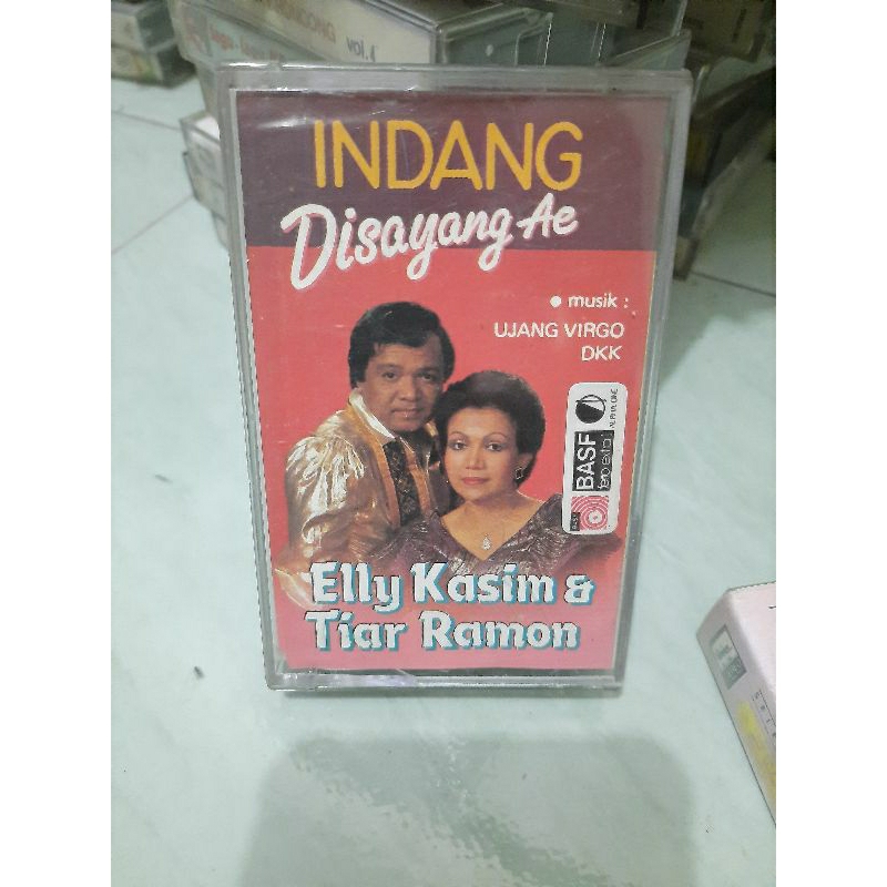 kaset pita elly kasim