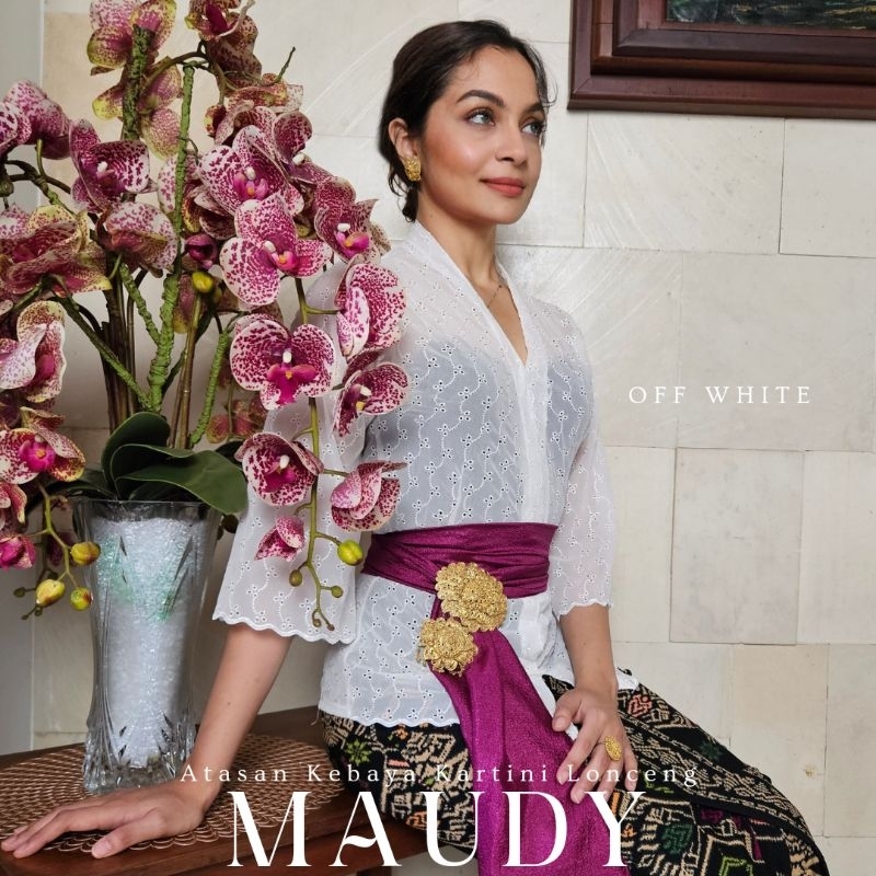 Atasan Kebaya Kutubaru Lengan Lonceng Chiffon Bordir Maudy