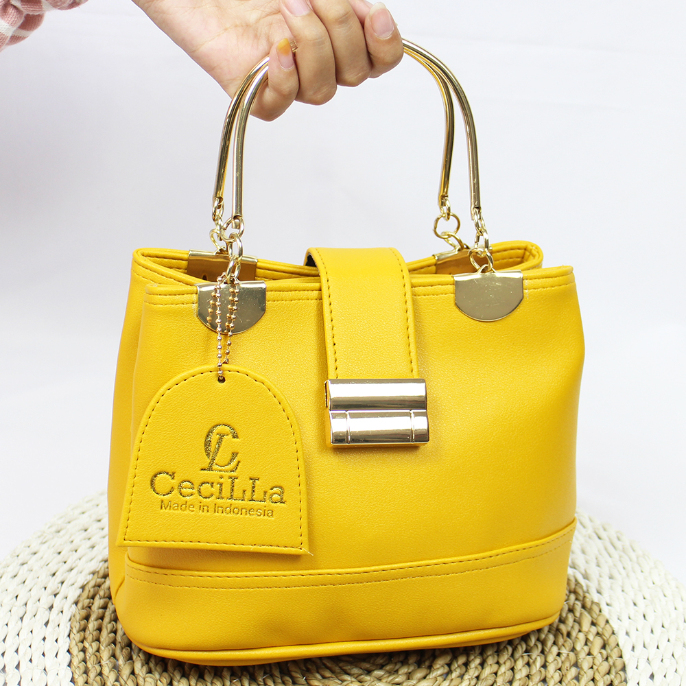 TUAH SLIMBAGS MX - 73 / Tas Selempang Wanita / Tas jinjing Wanita /NEW ARIVVAL / Shoulder Bag CeciLLa Premium 2 Ruang Gagang Besi Gold NekeL Series High quality  Tas Kerja Wanita / Tas Pesta Wanita / Tas Wanita Terbaru Kekinian &amp; Terlaris 2023