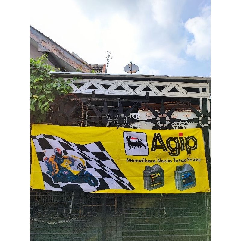 Spanduk Kain Banner Vintage Iklan Oli Agip Italia Racing Decor
