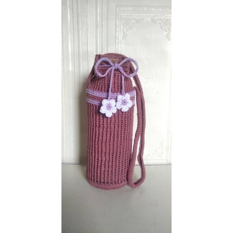 pesanan kak rawa2016 / cover botol minum 2 liter, cover botol viral rajut handmade. medan