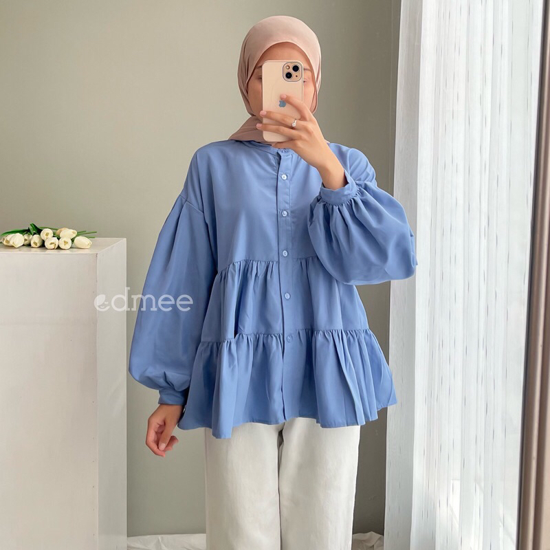 Puffy blouse by edmee outfit