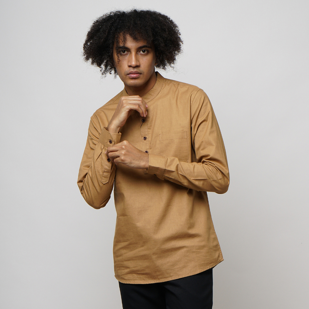 Vanfive Kemeja Pria Kemko Wangki Polos Panjang Mocca 1598W