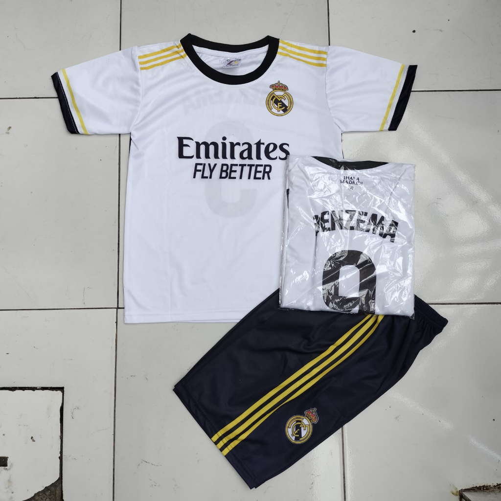 setelan baju bola jersey benzema terbaru/ setelan baju bola liga spanyol terbaru