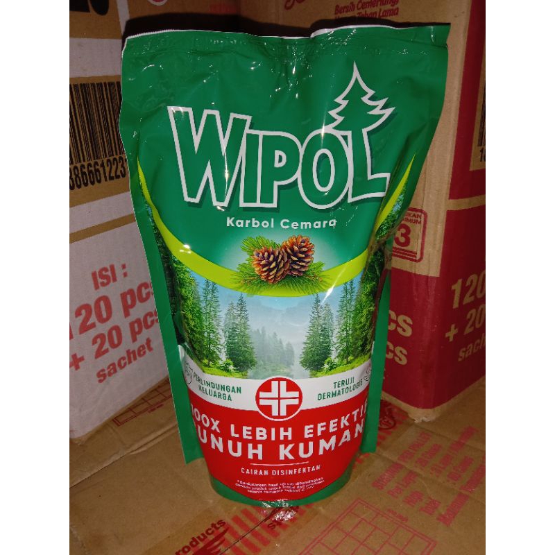 Wipol Karbol Cemara 750ml