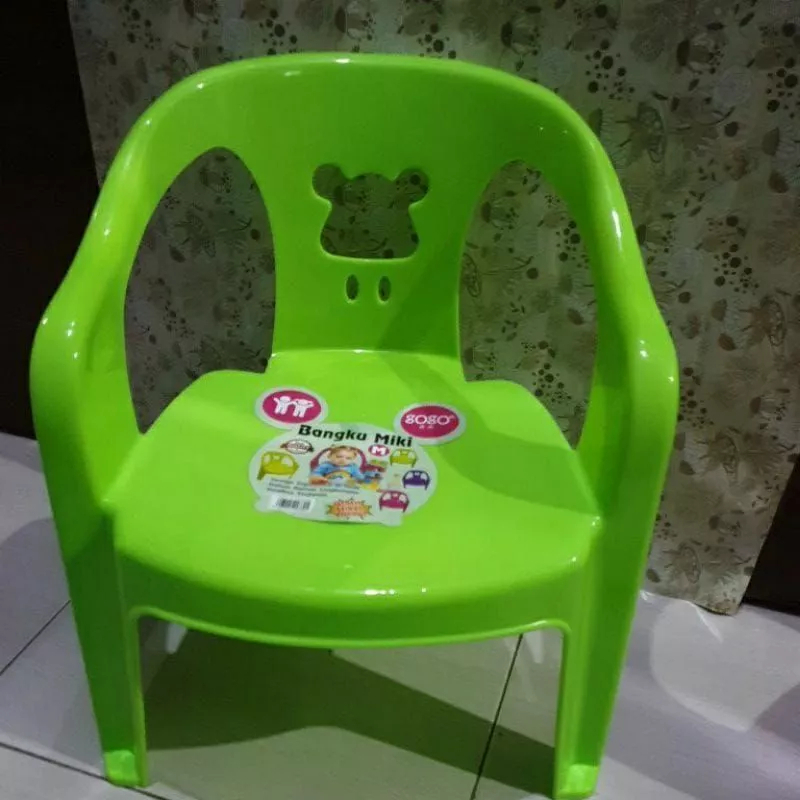 Bangku micky soso lucu Kursi Plastik anak sender / Kursi sender murah warna random anti pecah