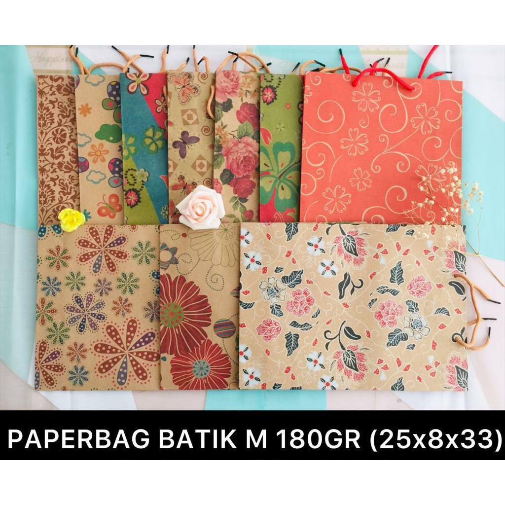 

PAPER BAG / TAS KERTAS KADO / TAS SOUVENIR MOTIF BATIK UKURAN M 180 GR (24 x 8 x 33 CM)