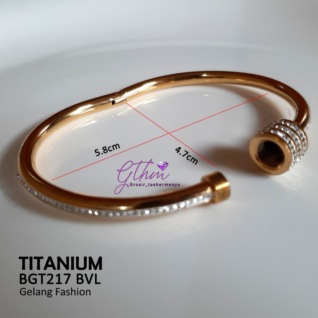 Gelang Titanium Fashion Branded Elegan Anti karat Mewah Cocok dipakai pesta kondangan hadiah bgt217