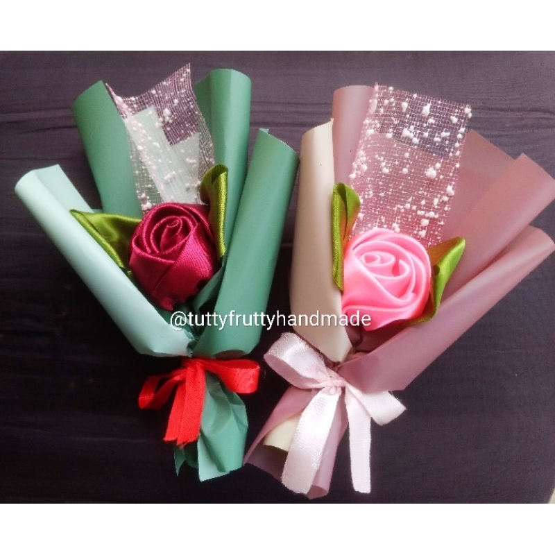 [READY STOCK] bunga mawar Mini satin ribbon rose bouquet bunga souvernir handmade