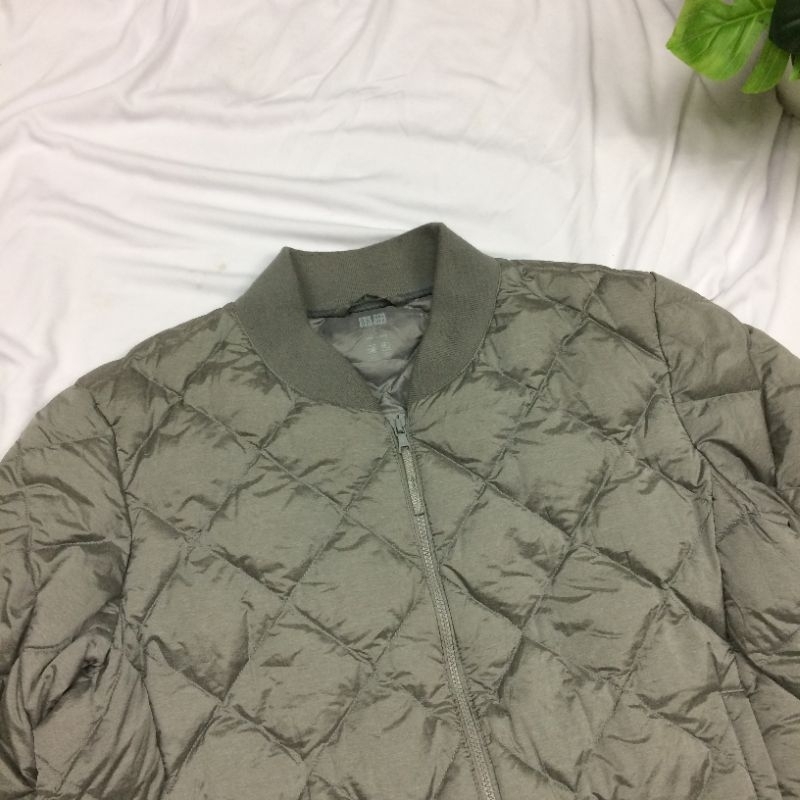 bomber uniqlo