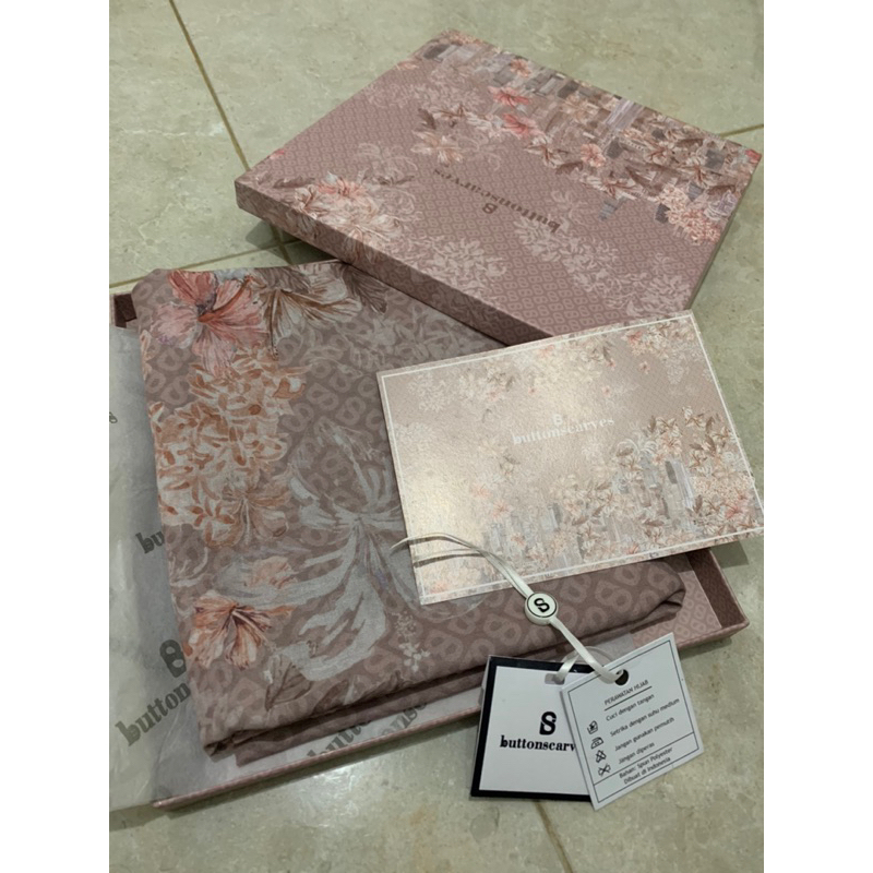 PRELOVED BUTTONSCARVES MALAYA KHAKI