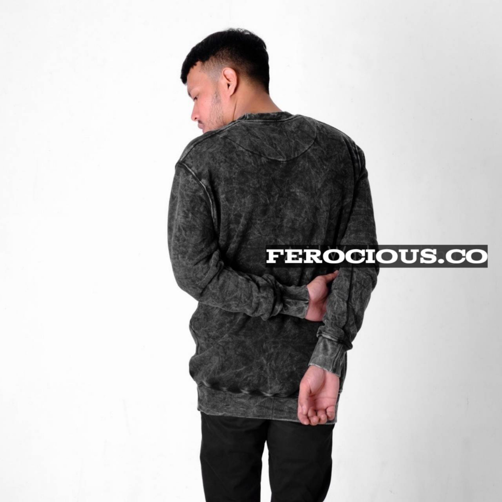 FEROCIOUS SWEATER CREWNECK WASHED METAL LOGO BEAR RADIO AESTHETICS - SWEATER CREWNECK WASHING HITAM - PRIA &amp; WANITA