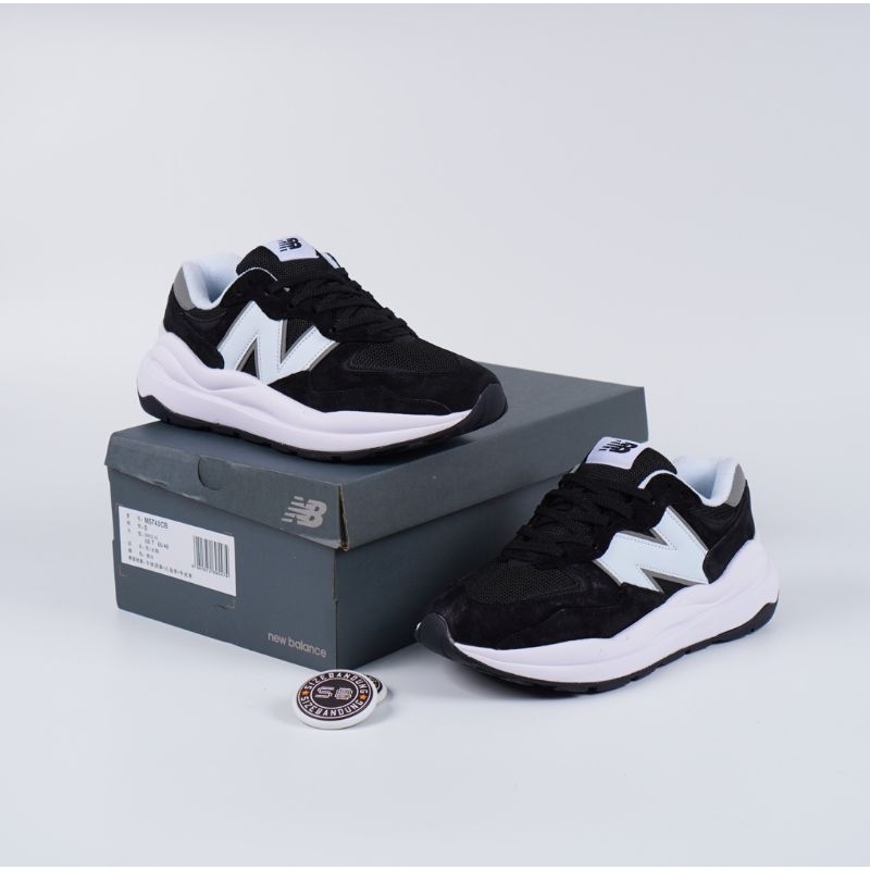 Sepatu New Balance 5740 Black White