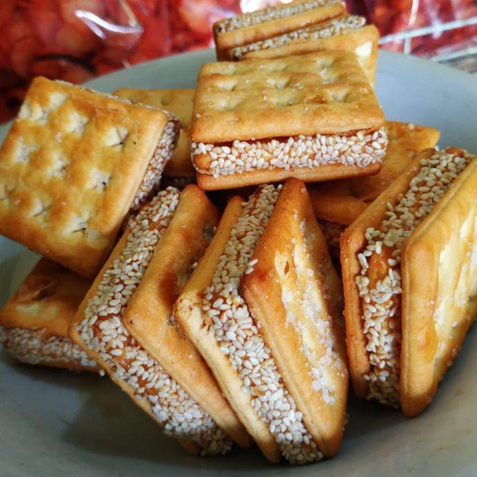 

Kue Biskuit Malkist Gula Karamel Wijen 500gram