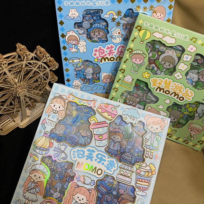 

MOMO STICKER BOX 100pcs