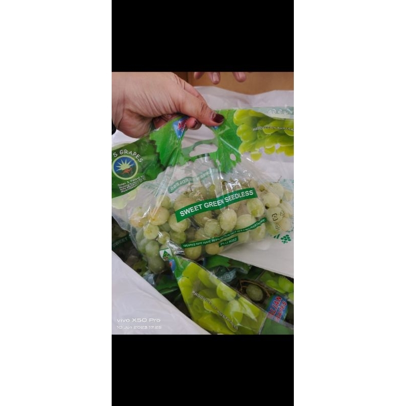 

anggur hijau harga perbag fress isi 500gram
