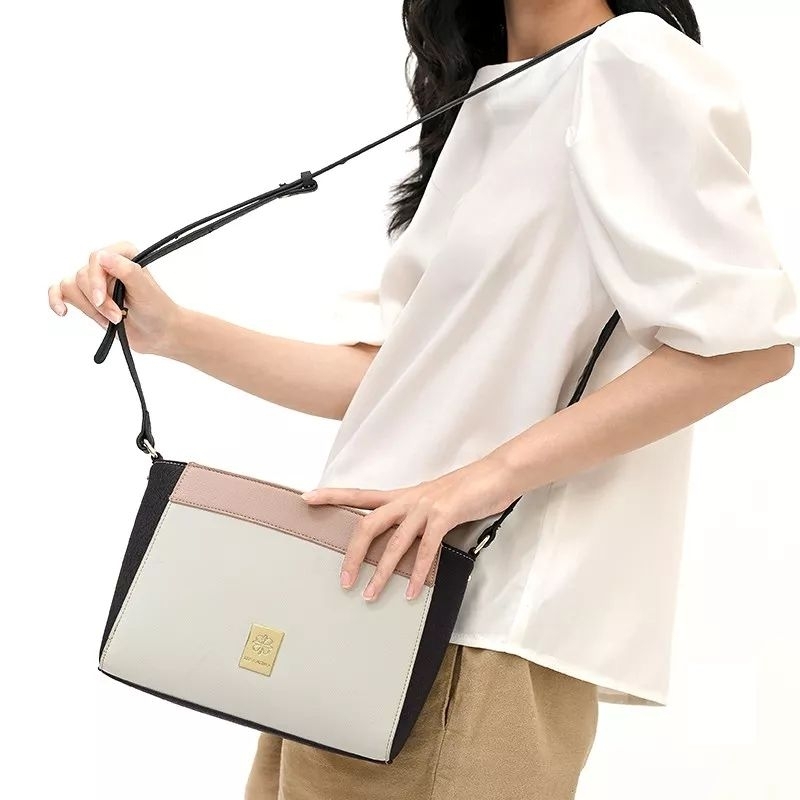 les catino new york chelsea crossbody-23