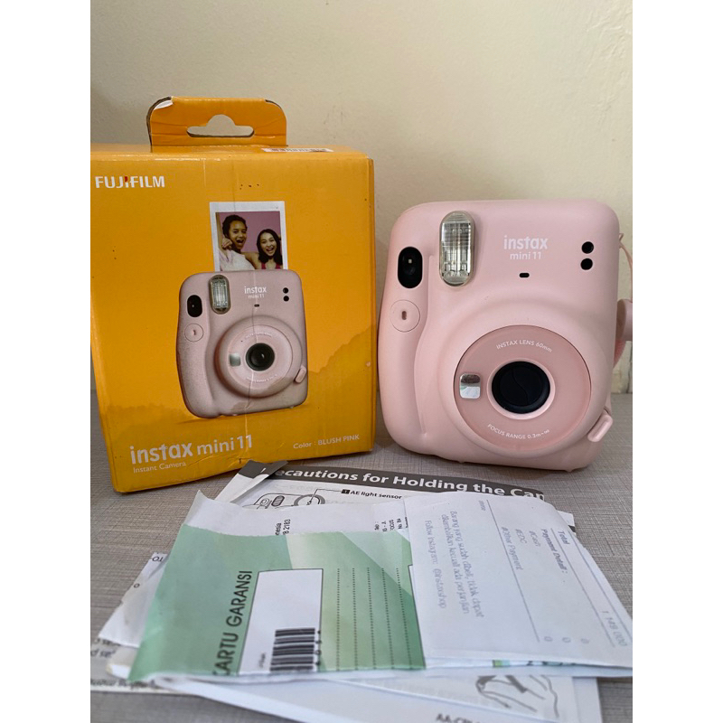 Kamera Polaroid Instax Mini 11 Blush Pink Second Preloved Mulus