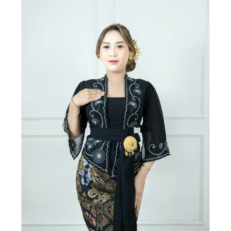 Kebaya bordir tangan trompet/ Kebaya bordir bali/ Kebaya hitam bali