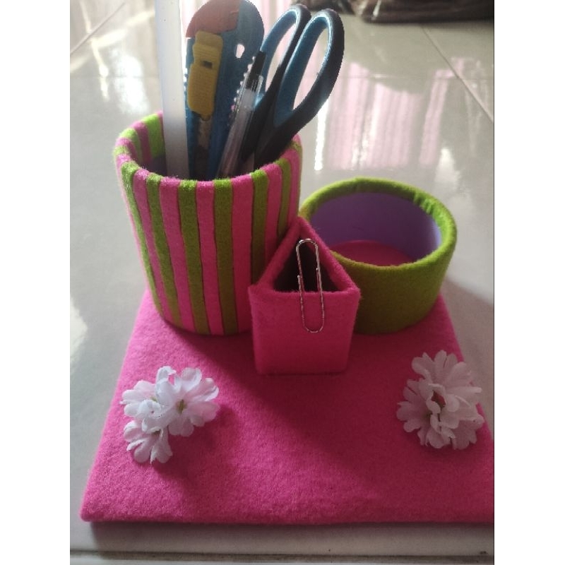 

Tempat Pensil/pulpen Meja Kreasi SD