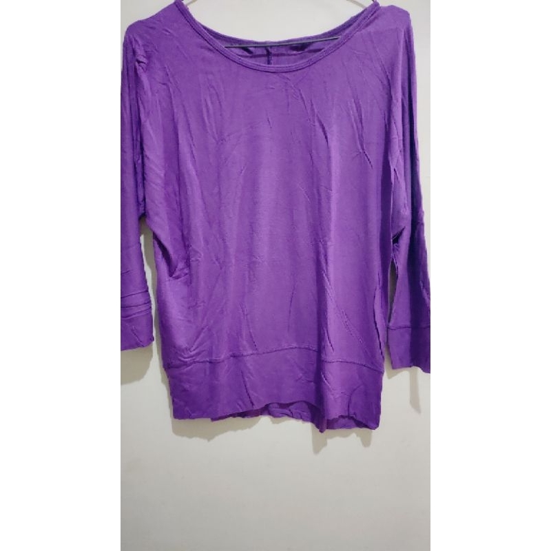 Kaos Wanita Bahan Rayon Spandek Warna Ungu PRELOVED