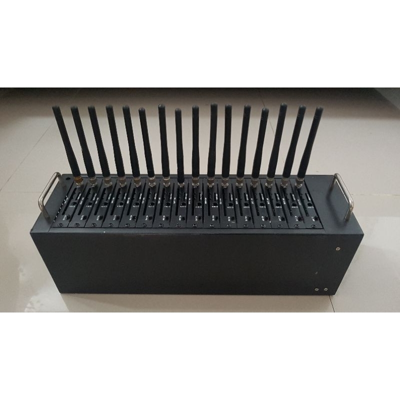 Modem Pool Wavecom multiband 90, 16 ports