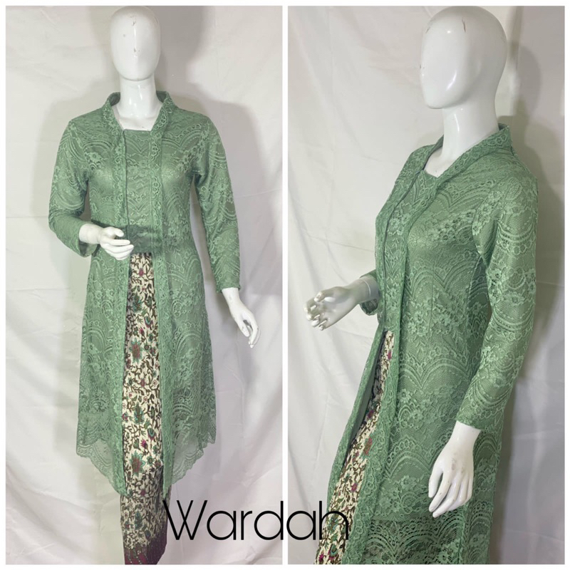 Kebaya Kutu Baru / Kebaya Tunik / Tunik Brokat / Kebaya Modern / Kebaya tile / Kebaya Favorite / Bat