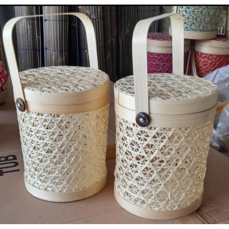 

hampers rantang bambu diameter 18cm tinggi 21cm bahan krancang bleching putih