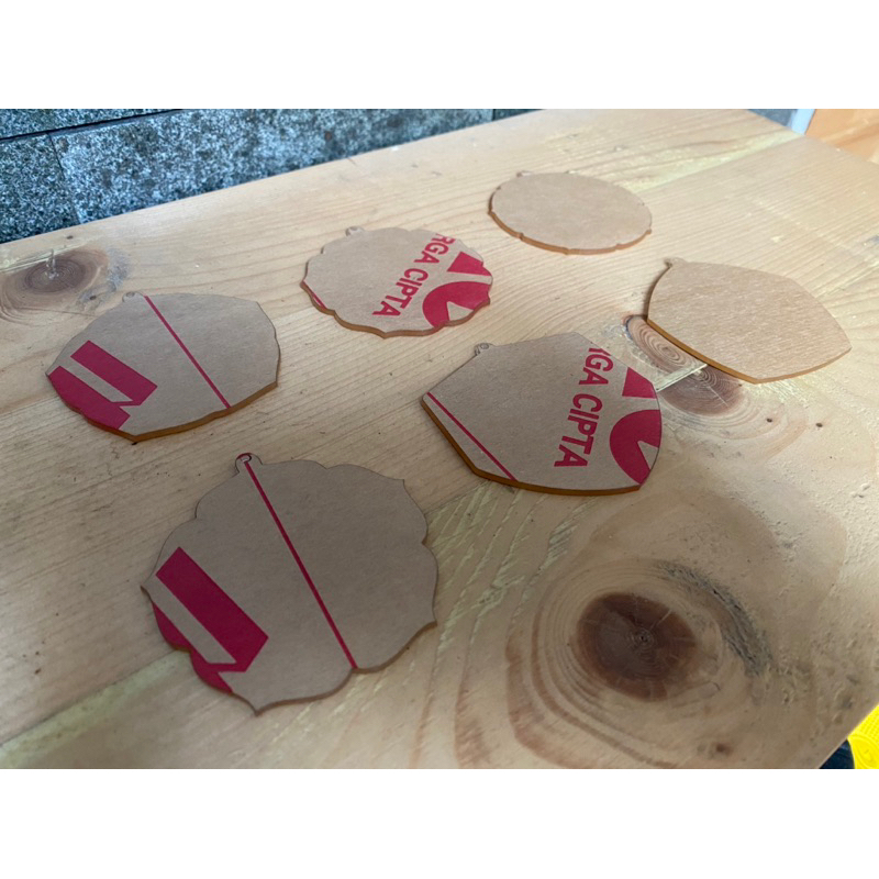 Bahan gantungan kunci logo