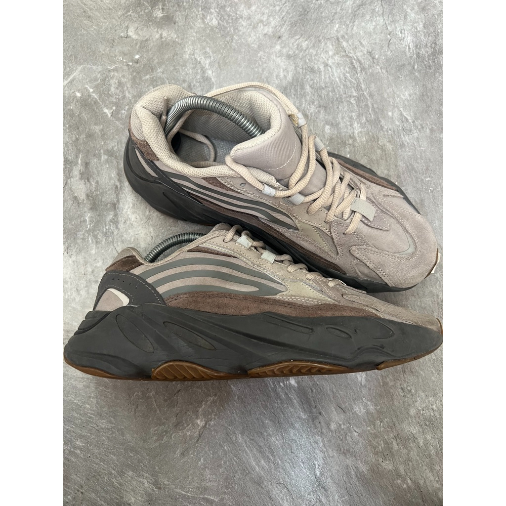 Adidas Yeezy Boost 700 V2 Tephra Chunky