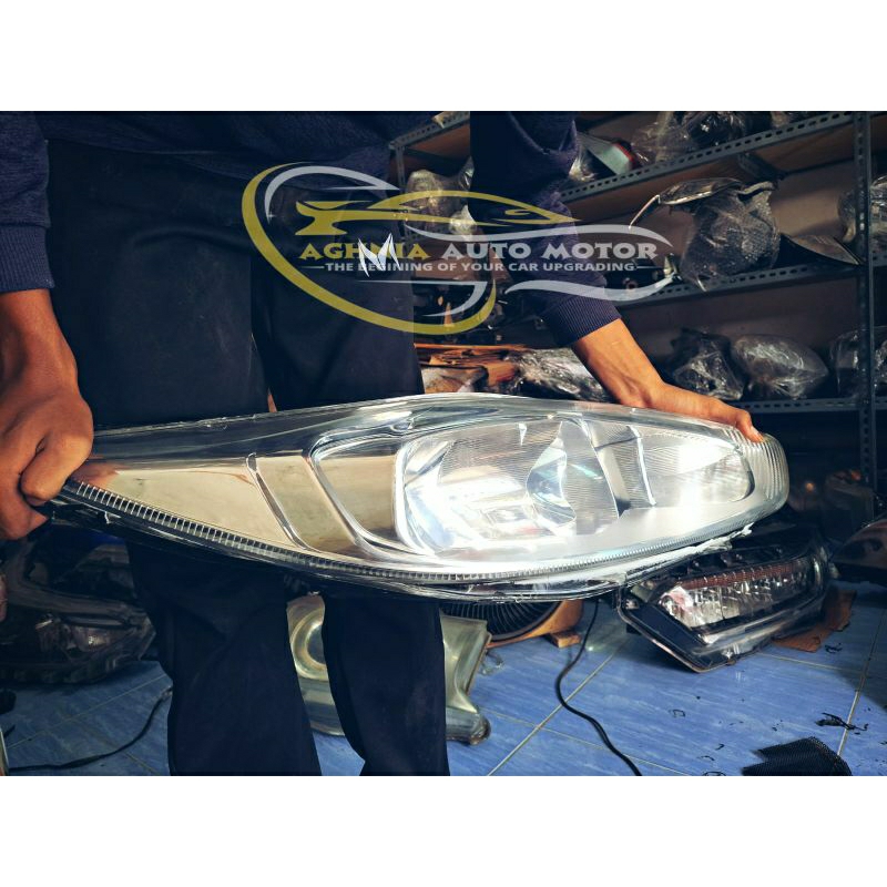Headlamp Lampu Depan Ford Fiesta tahun 2014/2015 ORIGINAL
