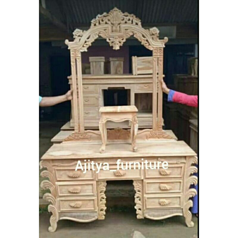 Meja Rias Barong Mewah Mentahan Kayu Jati