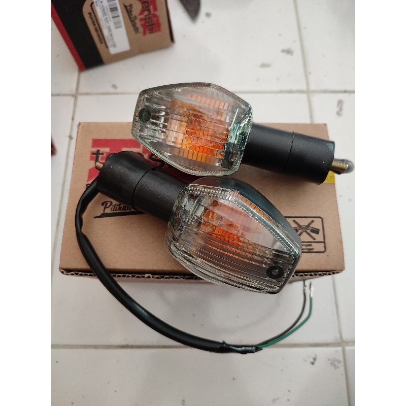 lampu sein tiger tenshi lampu reteng tiger revo lampu sein tiger revo depan belakang