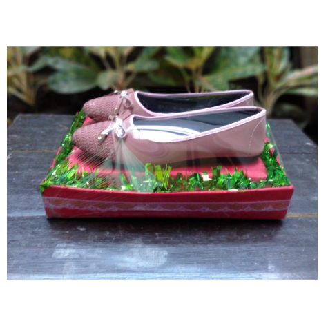 terlarisHantaran Nikah Sepatu Seserahan Mahar Paket Sepatu Wanita Parsel Seserahan Pengantin Lamaran