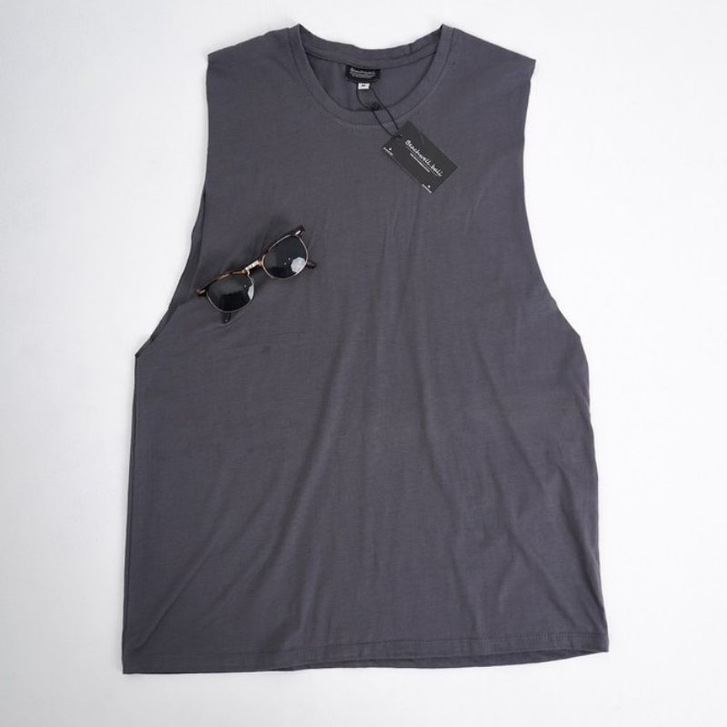 Tanktop Pria MODEL SEWLESS LOW CUT Baju Singlet Pantai Polos Premium/Muscle Olahraga Gym Fitness Warna Grey