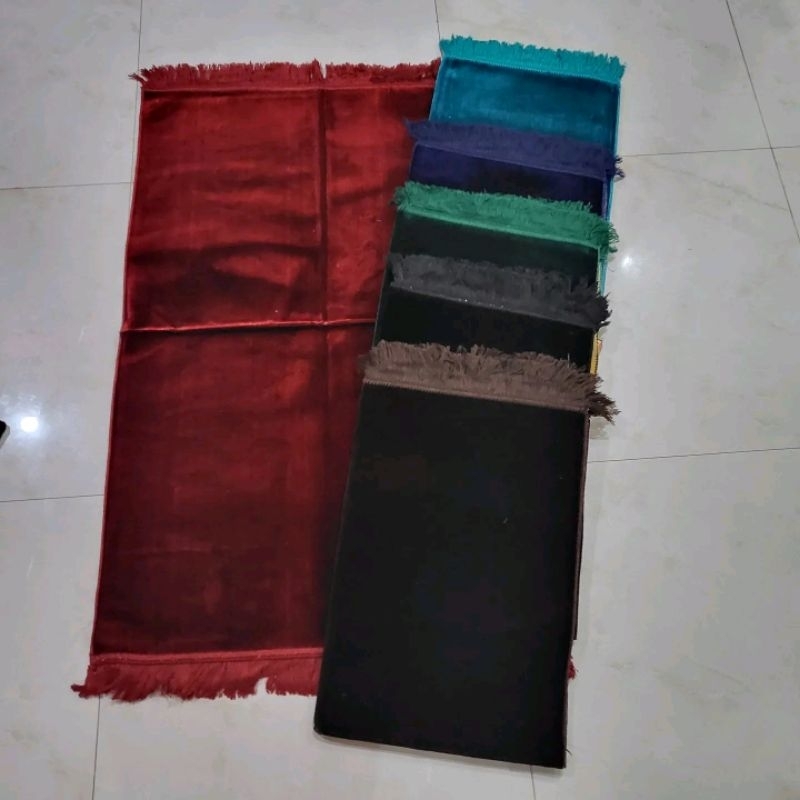 Sajadah Polos Turki Sajadah Premium Halus Bludru uk 70x110cm