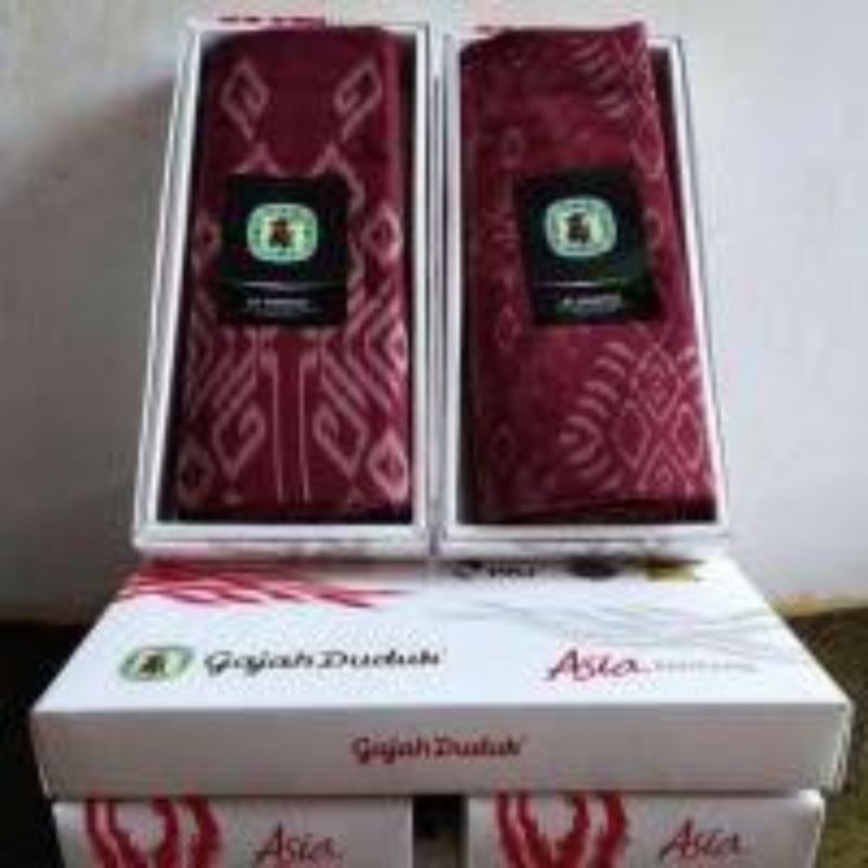 SARUNG CAP GAJAH DUDUK