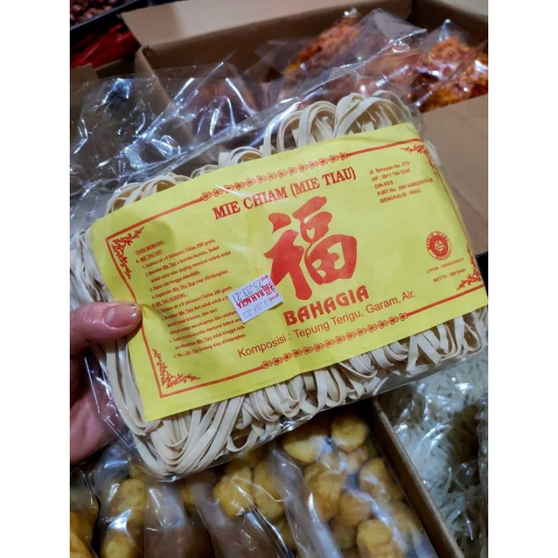 

Mie Ciam Mie Chiam Ke Tiau Kering Bahagia Asli Bengkalis 230 gr