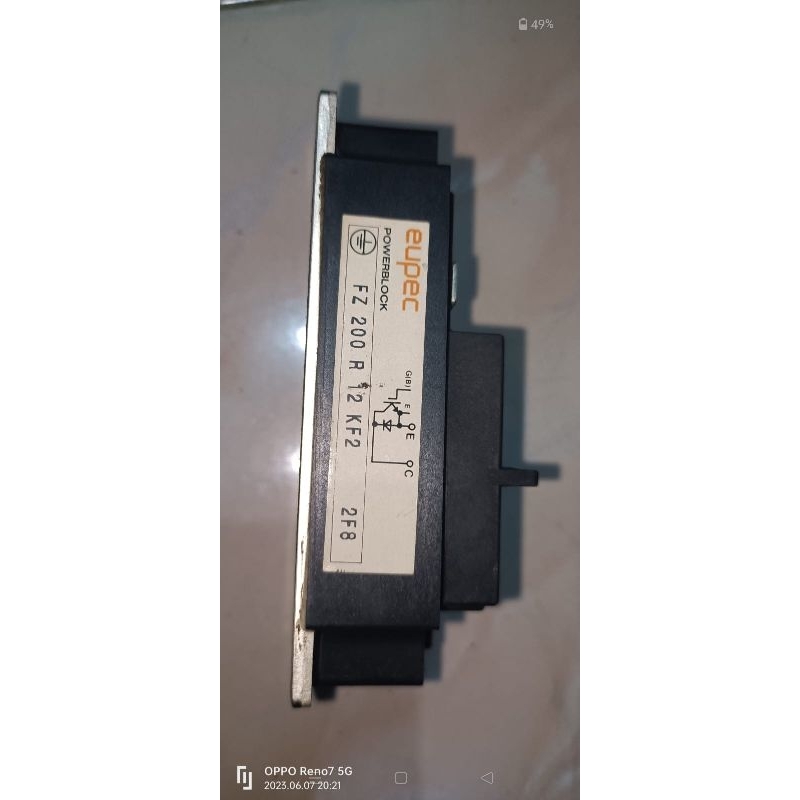 IGBT FZ200R12KF2 (200V1200UF)