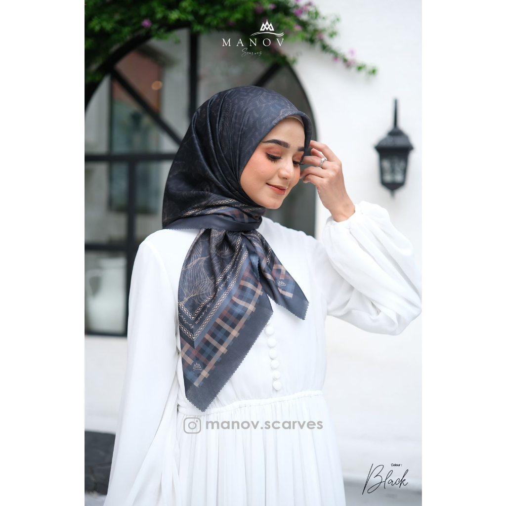 Hijab Branded Manov - Scarves Parismas Edition - Ultrafine Comfy 2 tone 115 x 115 cm Lase Cut