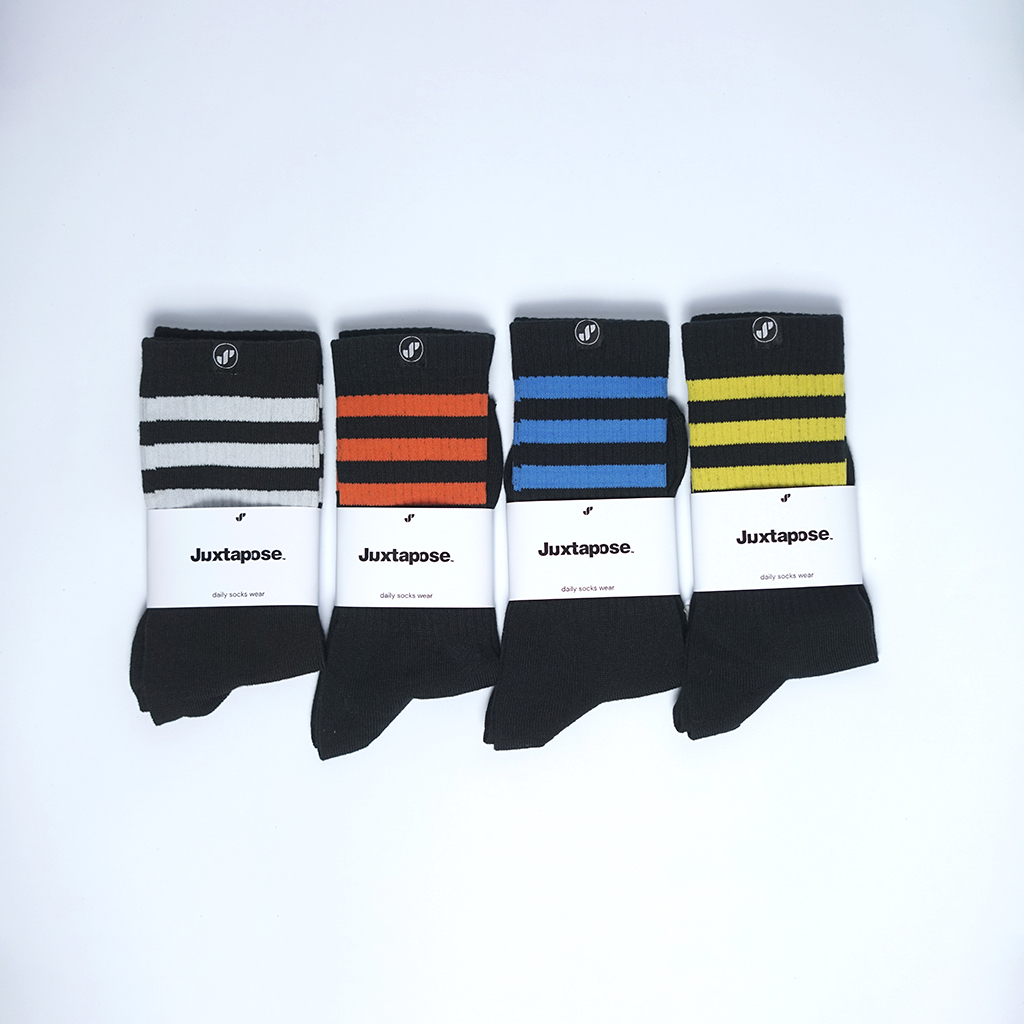 Kaos Kaki Motif Garis Oldschool Variasi Strip Warna - Juxtapose