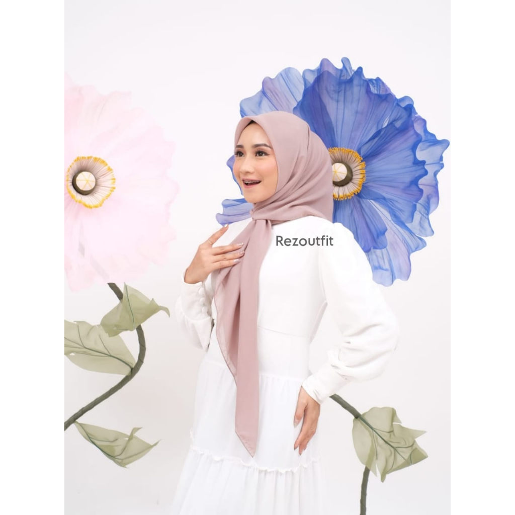 BELLA SQUARE HIJAB (segi empat)