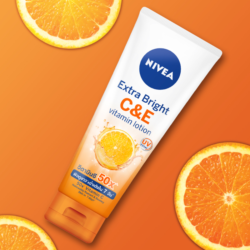 NIVEA Extra Bright Body Serum 10 Super Vitamin &amp; Skin Food + Niacinamide SPF15 180mL