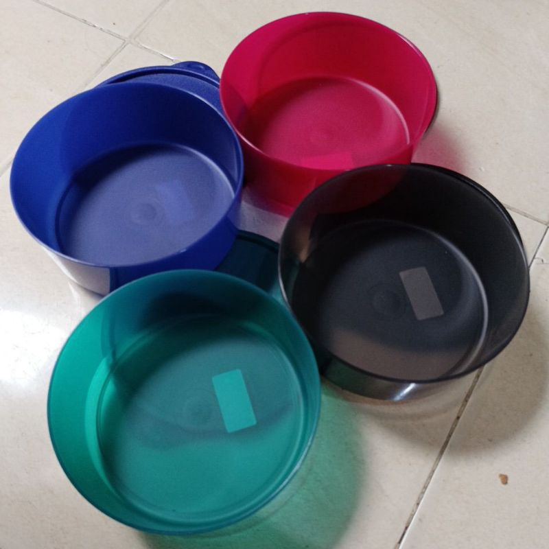 large handy bowl large deep bowl