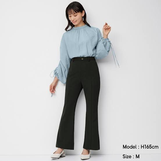 GU by Uniqlo Flare Button Pants