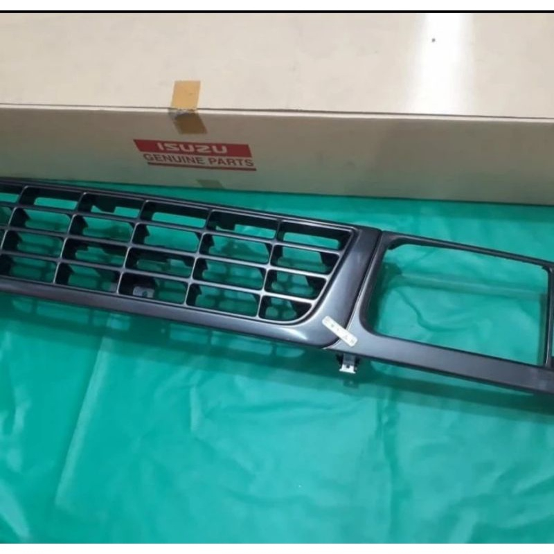 Grill depan Original Panther Royal, Higrade, Sporty, pick up thn 96-2000, gril radiator phanter kota