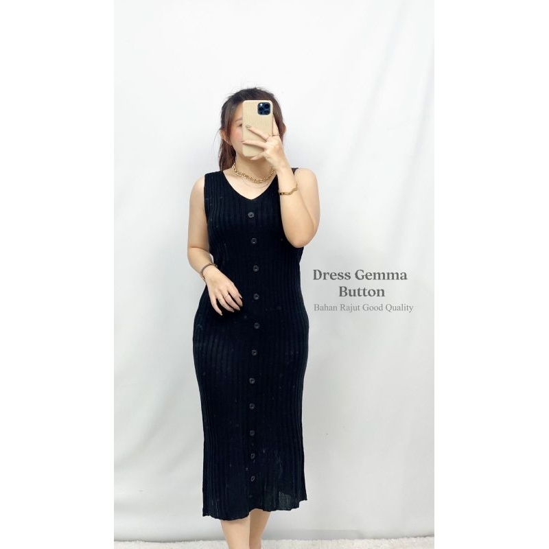 MDLV ~ DRESS GEMMA BUTTON RAJUT